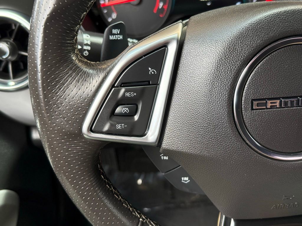 Used 2018 Chevrolet Camaro SS image 23