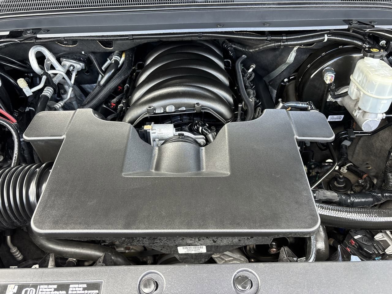 Used 2019 Chevrolet Suburban Premier RWD image 10