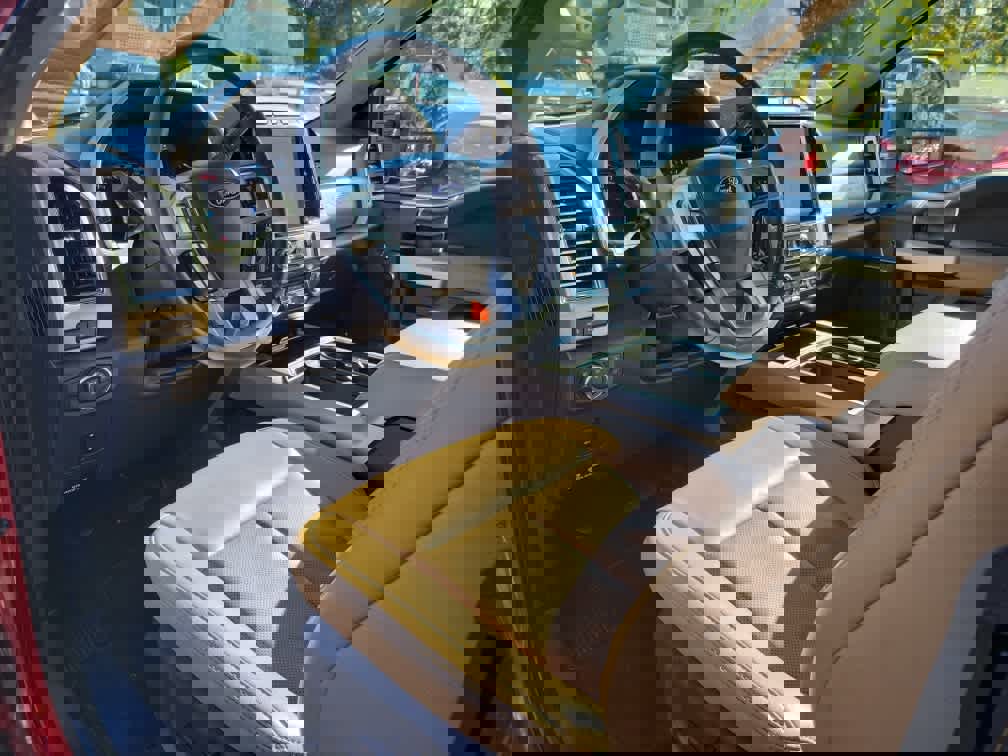 Used 2022 Ford F250 Lariat w/ Chrome Package image 21