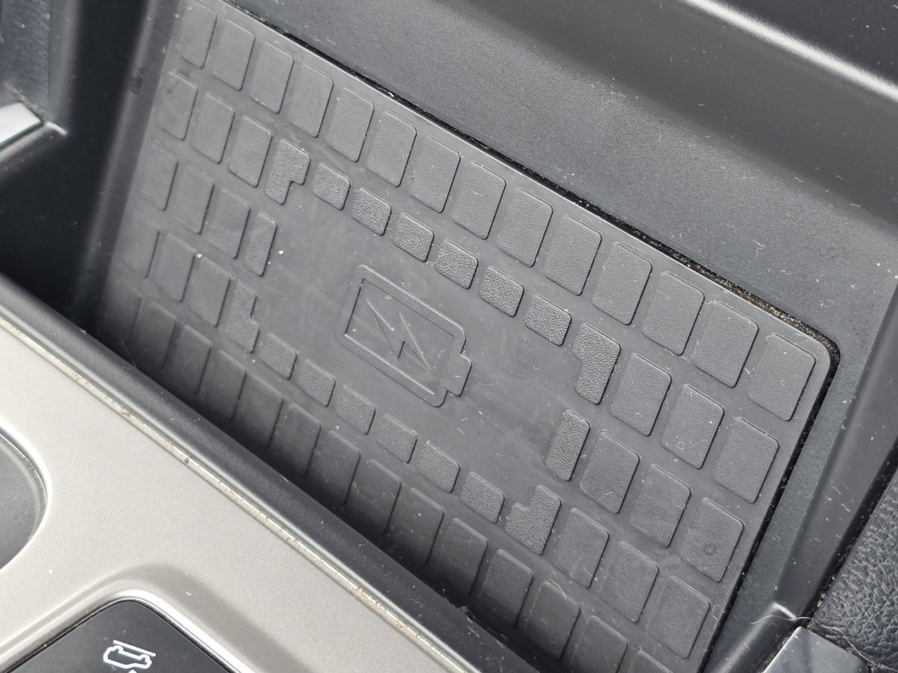 Used 2020 Ford Explorer Limited image 10