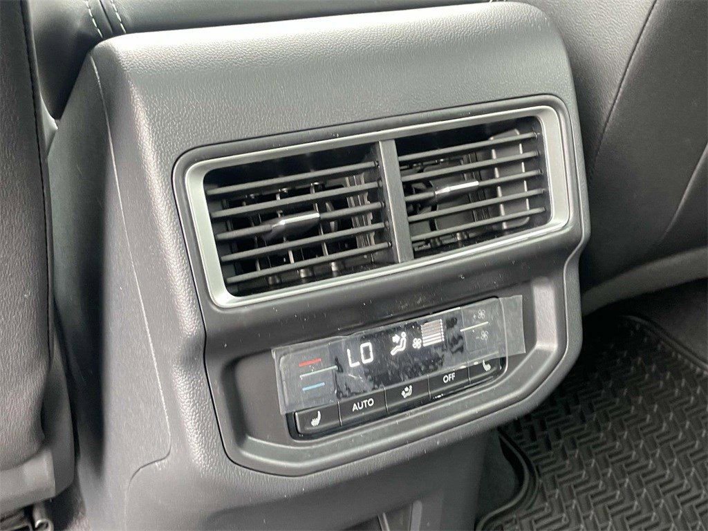 New 2025 Volkswagen Atlas SEL AWD/4WD image 18