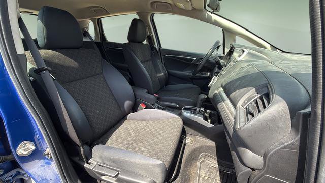 Used 2017 Honda Fit LX image 11