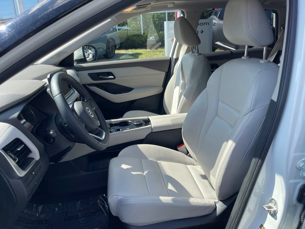 Certified 2021 Nissan Rogue SL w/ Premium Package AWD/4WD image 10