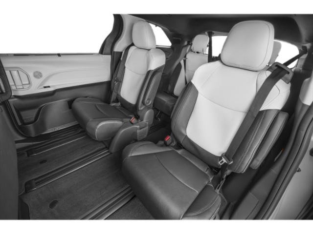 New 2026 Toyota Sienna XSE FWD image 15
