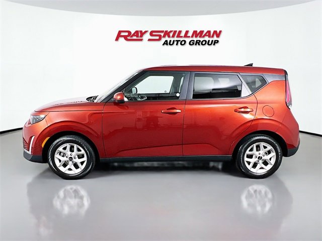 Used 2024 Kia Soul LX w/ Option Group 015 image 4