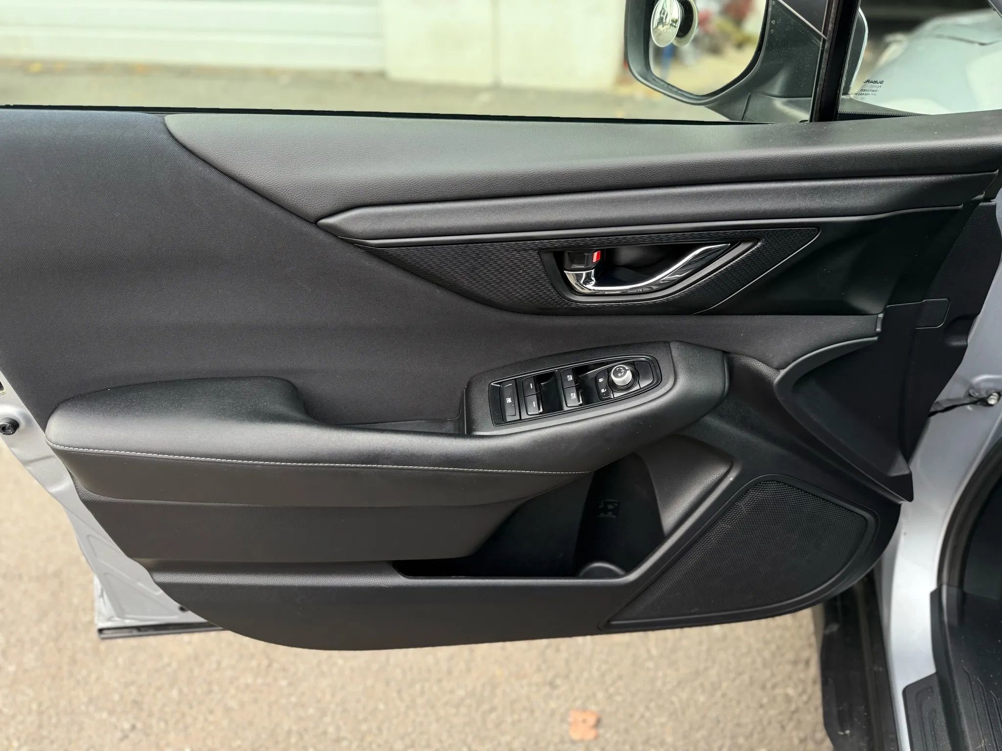 Used 2020 Subaru Outback Premium image 14