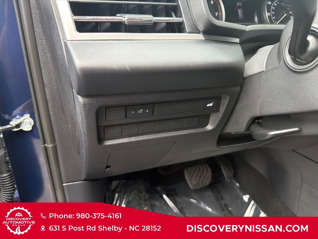 Used 2024 Mitsubishi Outlander SE AWD/4WD image 14