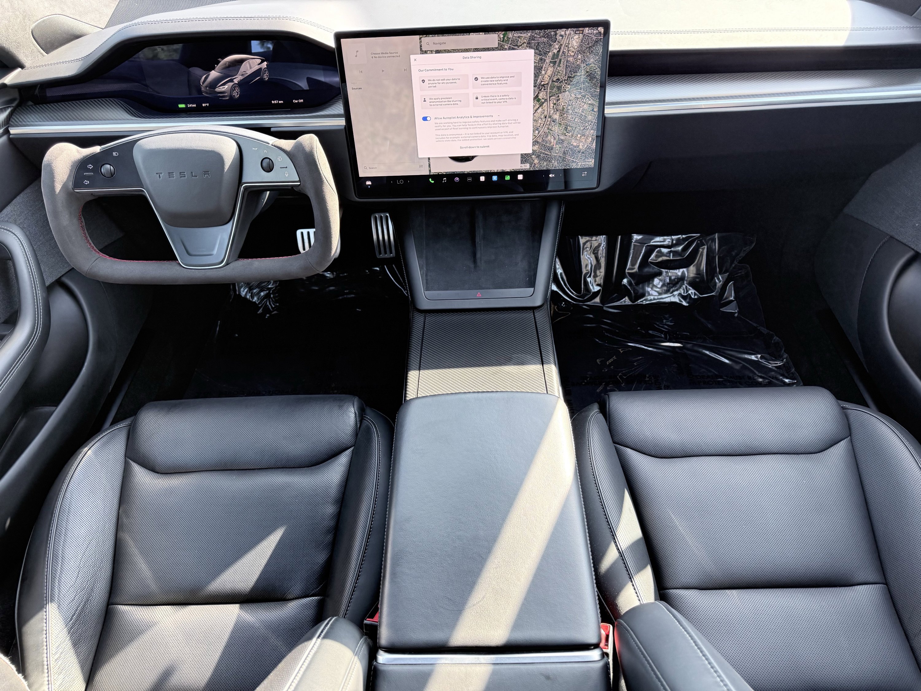 Used 2023 Tesla Model S Plaid image 2