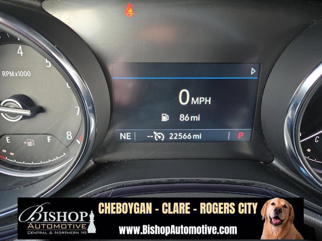 Used 2021 Buick Encore GX Essence image 4