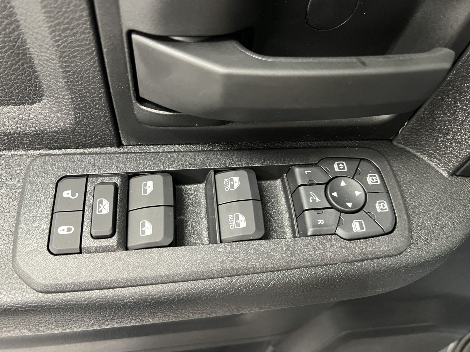 New 2027 RAM 2500 Tradesman AWD/4WD image 15