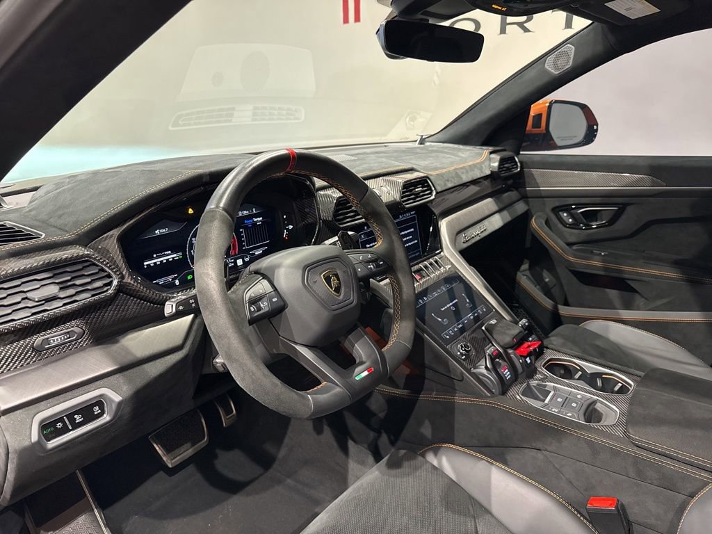 Used 2023 Lamborghini Urus Performante image 23