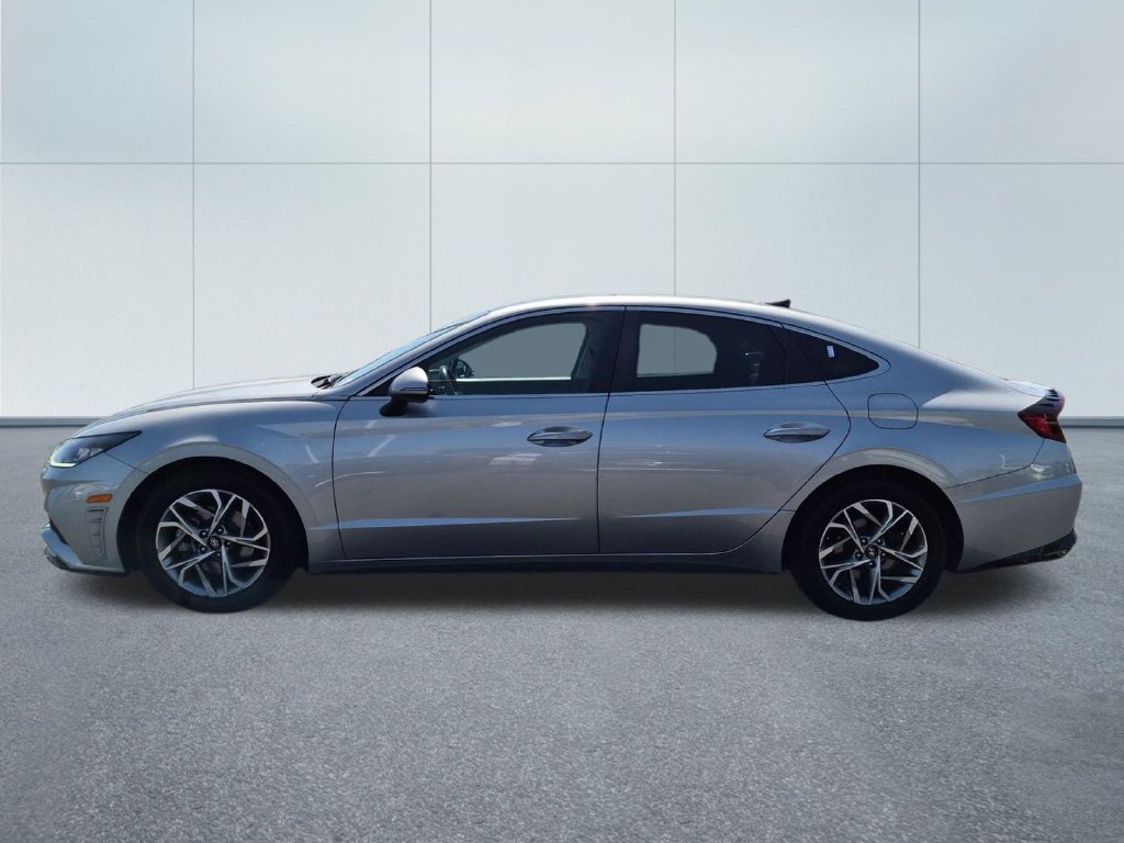 Used 2020 Hyundai Sonata SEL w/ Convenience + Sunroof Package FWD image 3