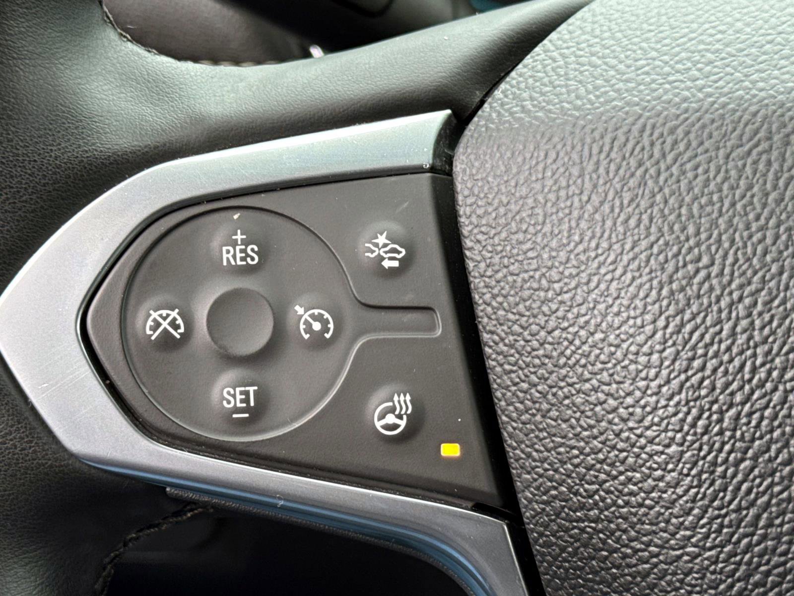 Certified 2023 Chevrolet Traverse LT image 24