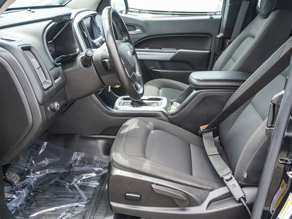 Used 2022 Chevrolet Colorado LT w/ Fleet Safety Package RWD image 18