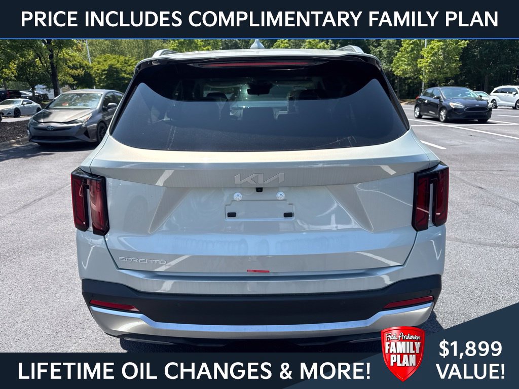 New 2026 Kia Sorento S w/ S Panoramic Sunroof Package FWD image 5