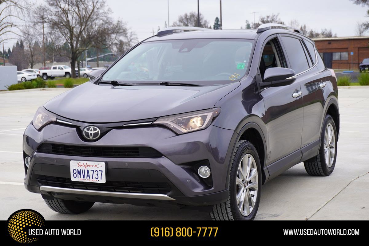 Used 2016 Toyota RAV4 Limited FWD image 1