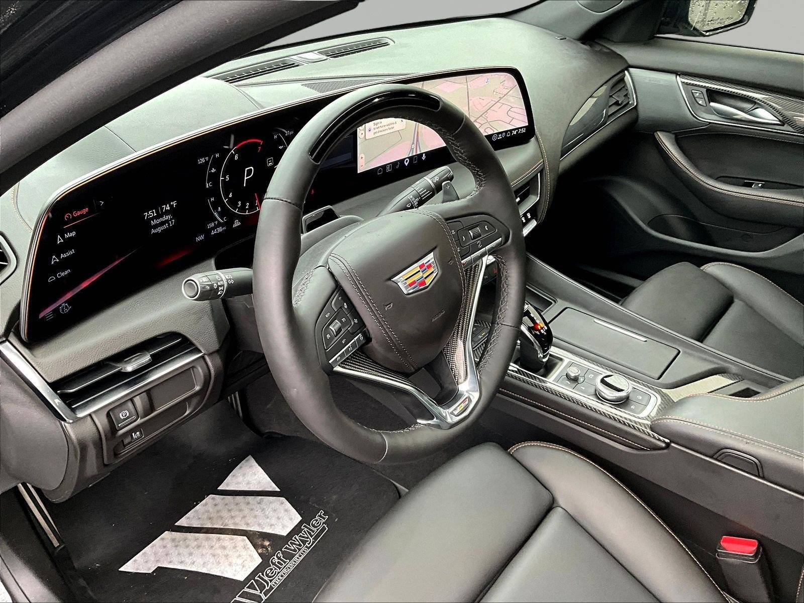Used 2026 Cadillac CT5 V AWD/4WD image 17