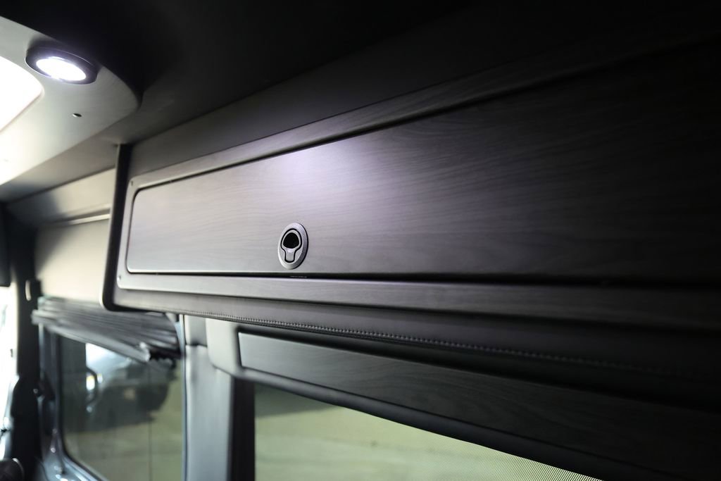 Used 2020 Mercedes-Benz Sprinter 3500 image 27