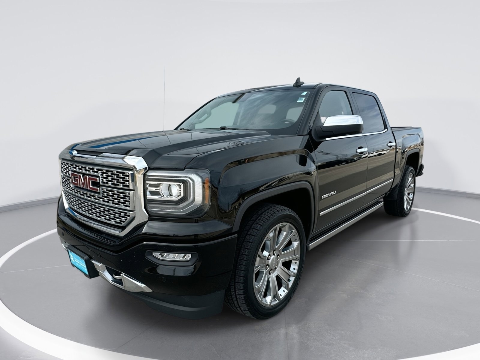 Used 2017 GMC Sierra 1500 Denali w/ Denali Ultimate Package AWD/4WD video 1