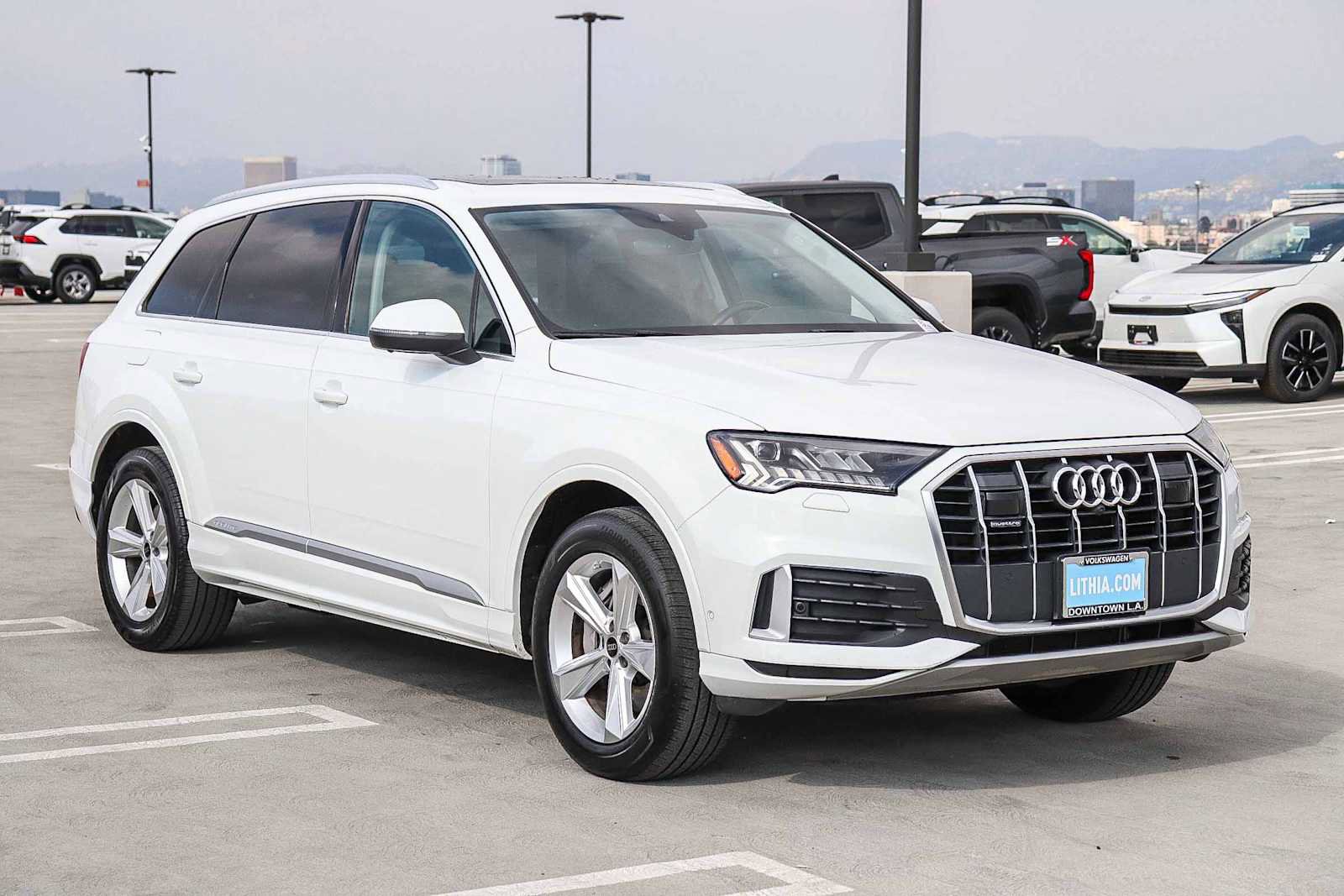 Used 2024 Audi Q7 Premium Plus image 3