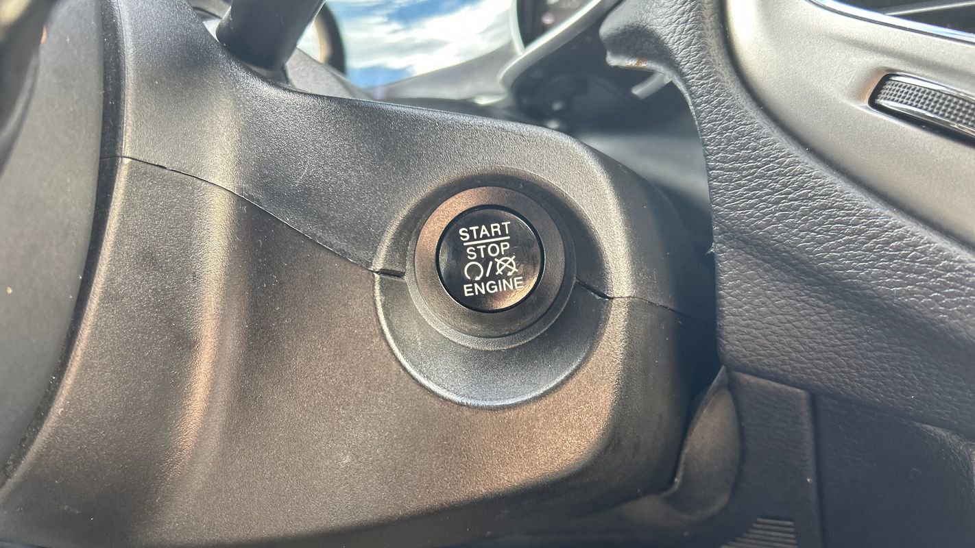 Used 2018 Jeep Compass Latitude w/ Popular Equipment Group image 30