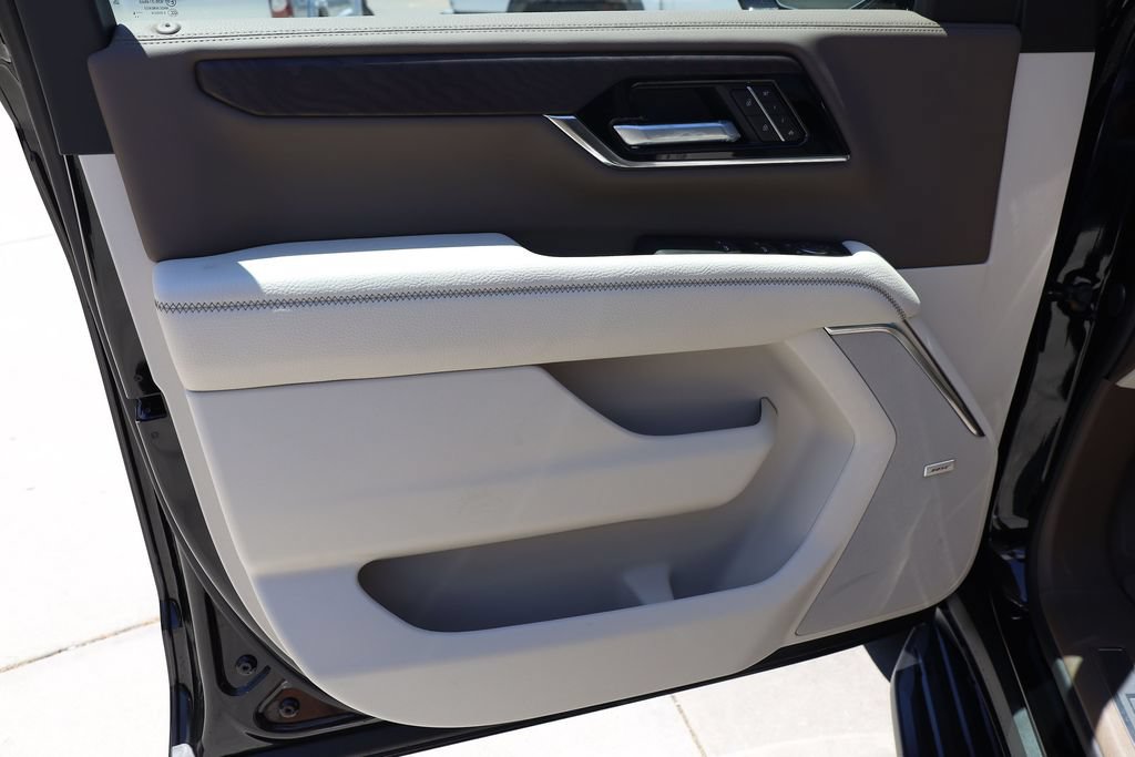 New 2026 GMC Yukon XL Denali AWD/4WD image 10