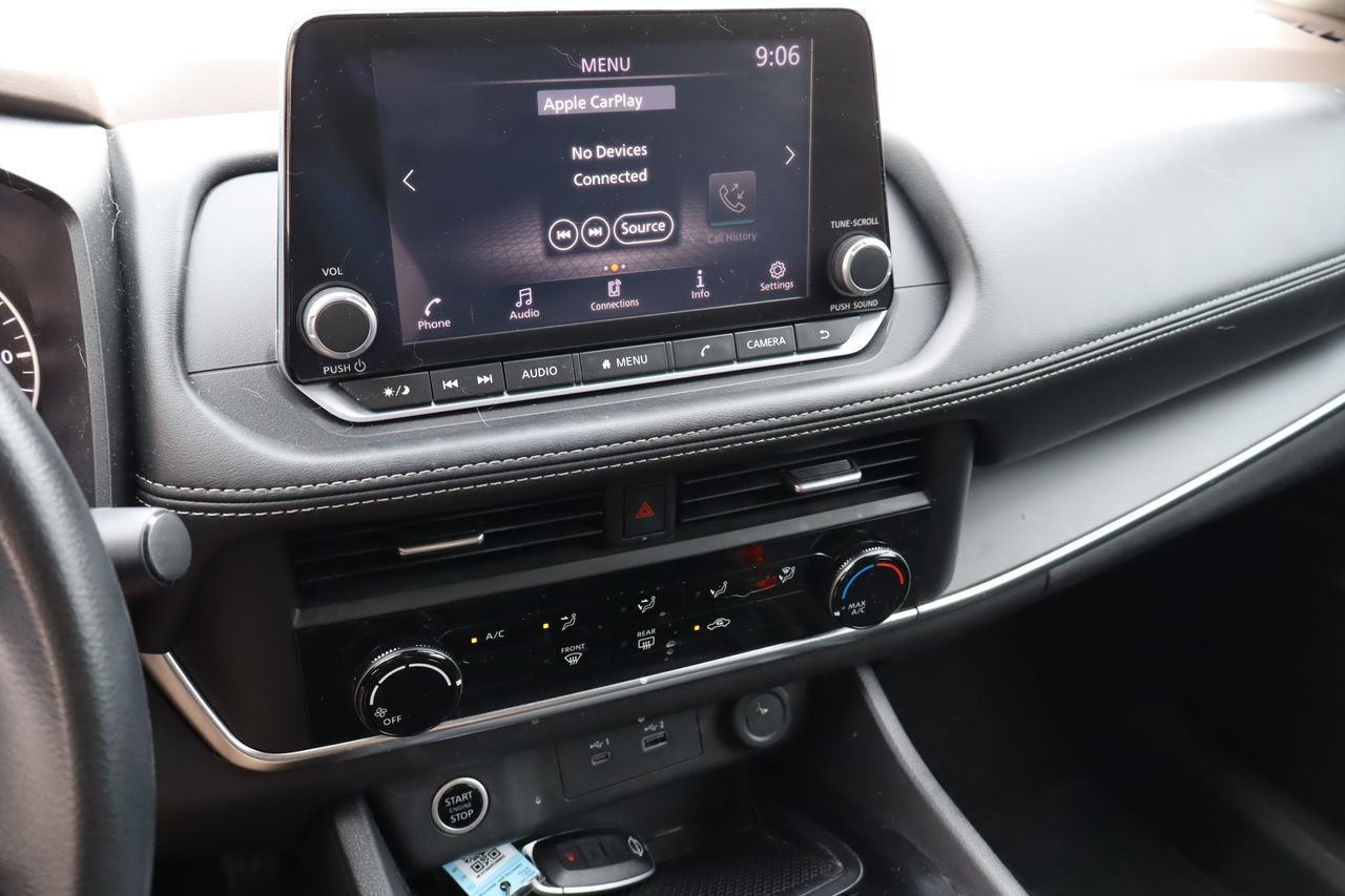 Used 2023 Nissan Rogue S AWD/4WD image 6