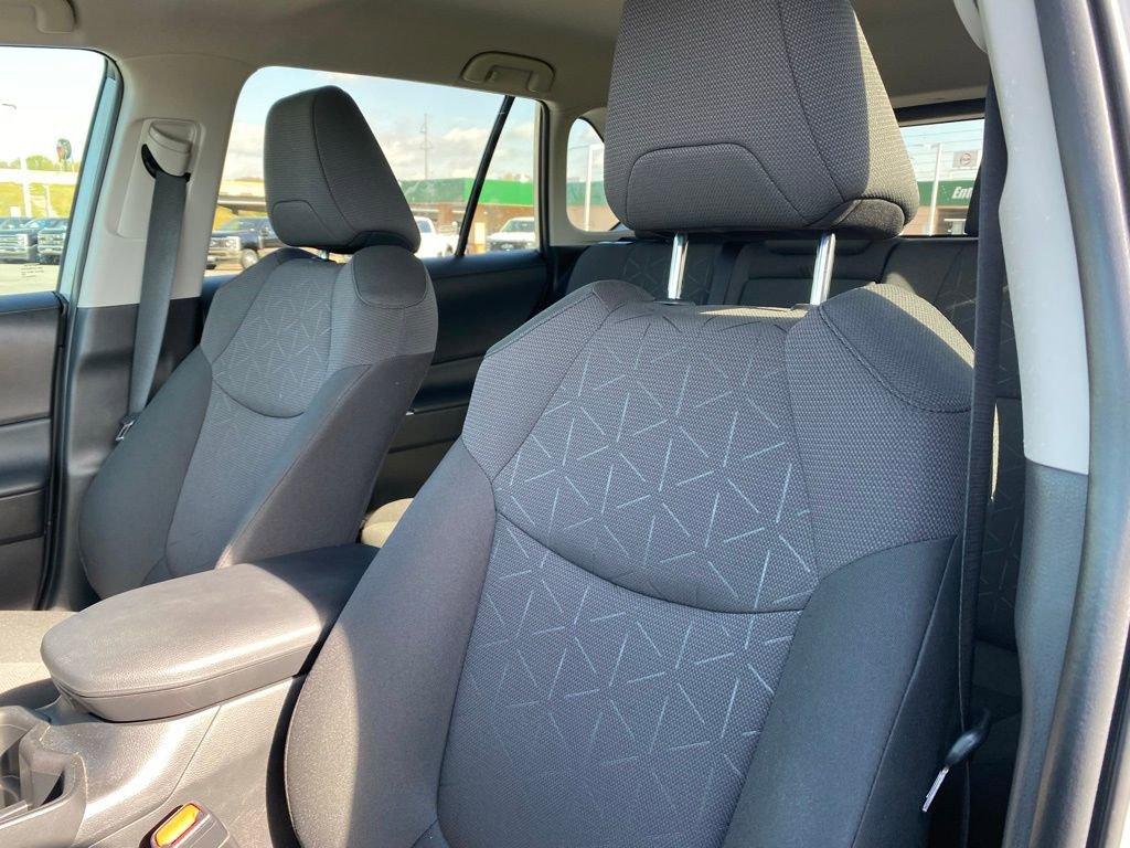 Used 2024 Toyota RAV4 XLE image 11