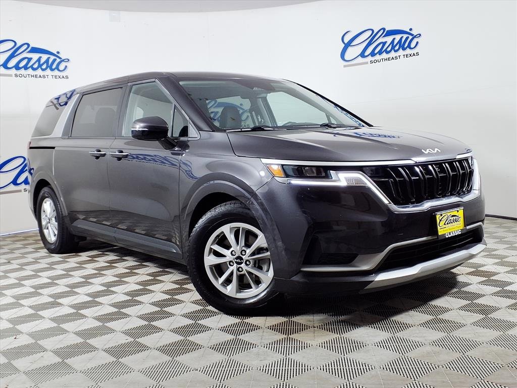 Used 2022 Kia Carnival LX