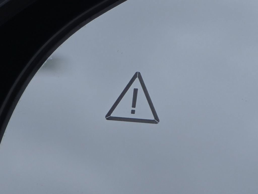 Used 2025 Kia K5 GT-Line w/ GT-Line Premium Package image 9