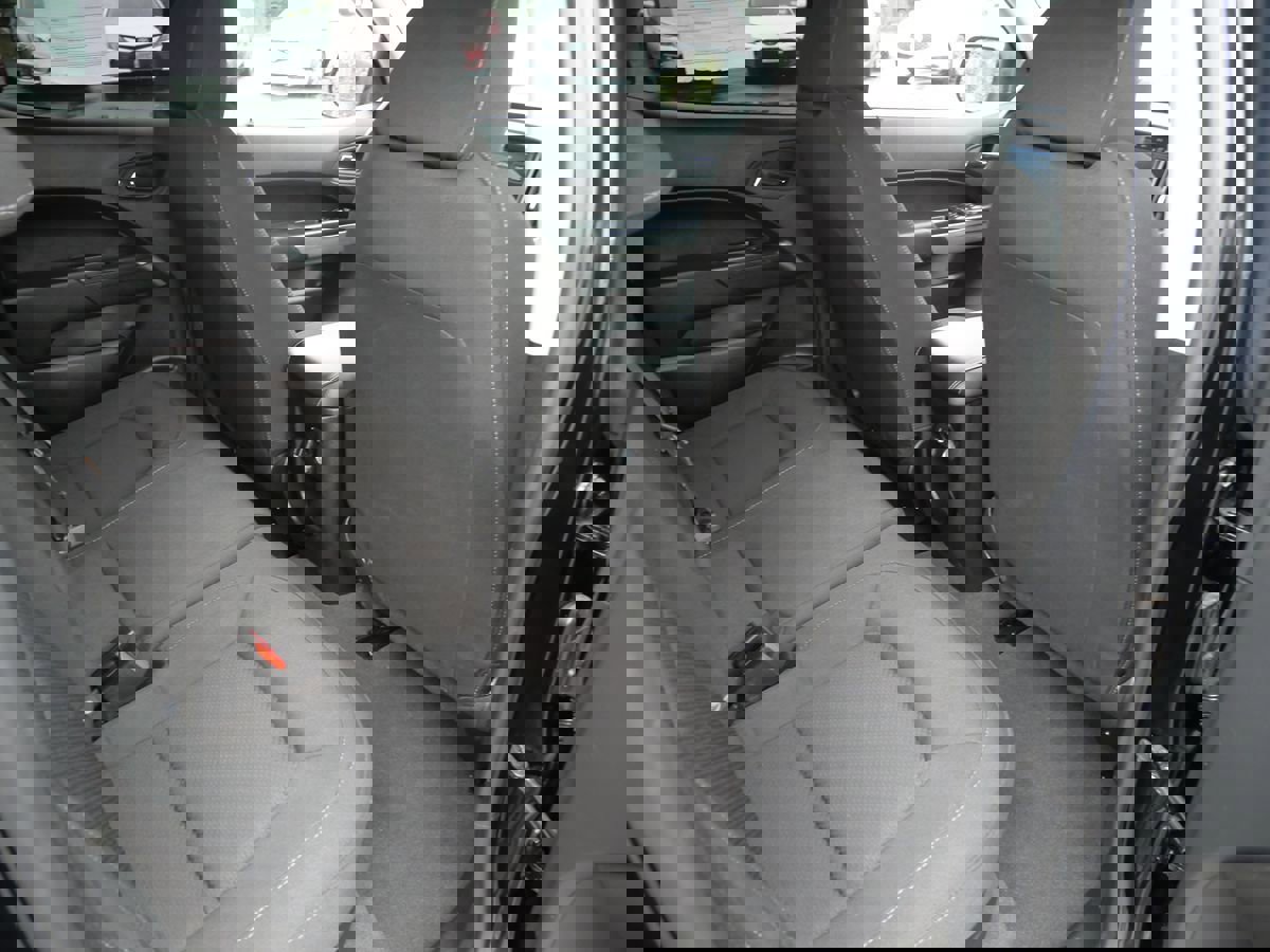 Used 2022 Chevrolet Colorado LT w/ LT Convenience Package image 22