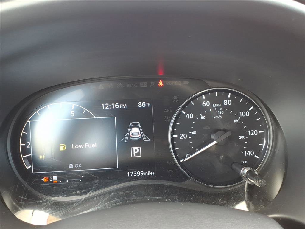 Certified 2024 Nissan Kicks SV image 27