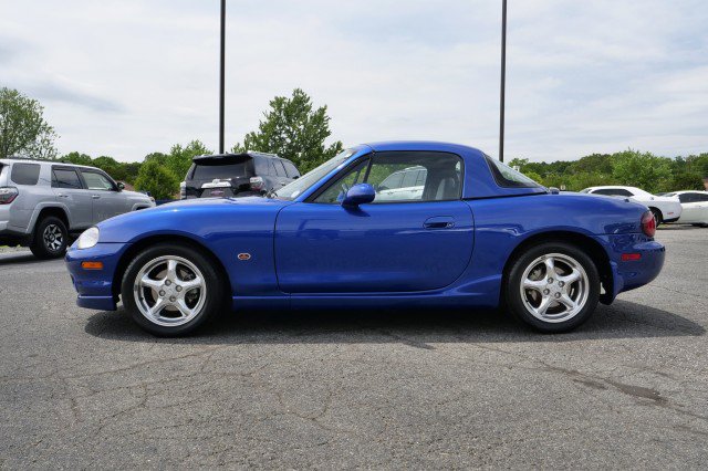 Used 1999 MAZDA MX-5 Miata 10th Anniversary Edition RWD image 10