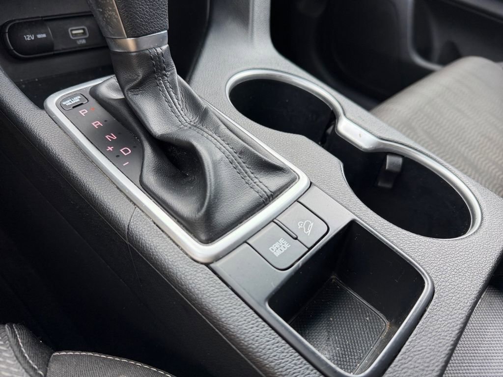 Used 2020 Kia Sportage LX image 23