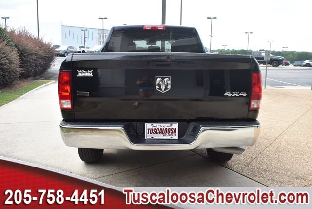 Used 2024 RAM 1500 Classic SLT AWD/4WD image 8