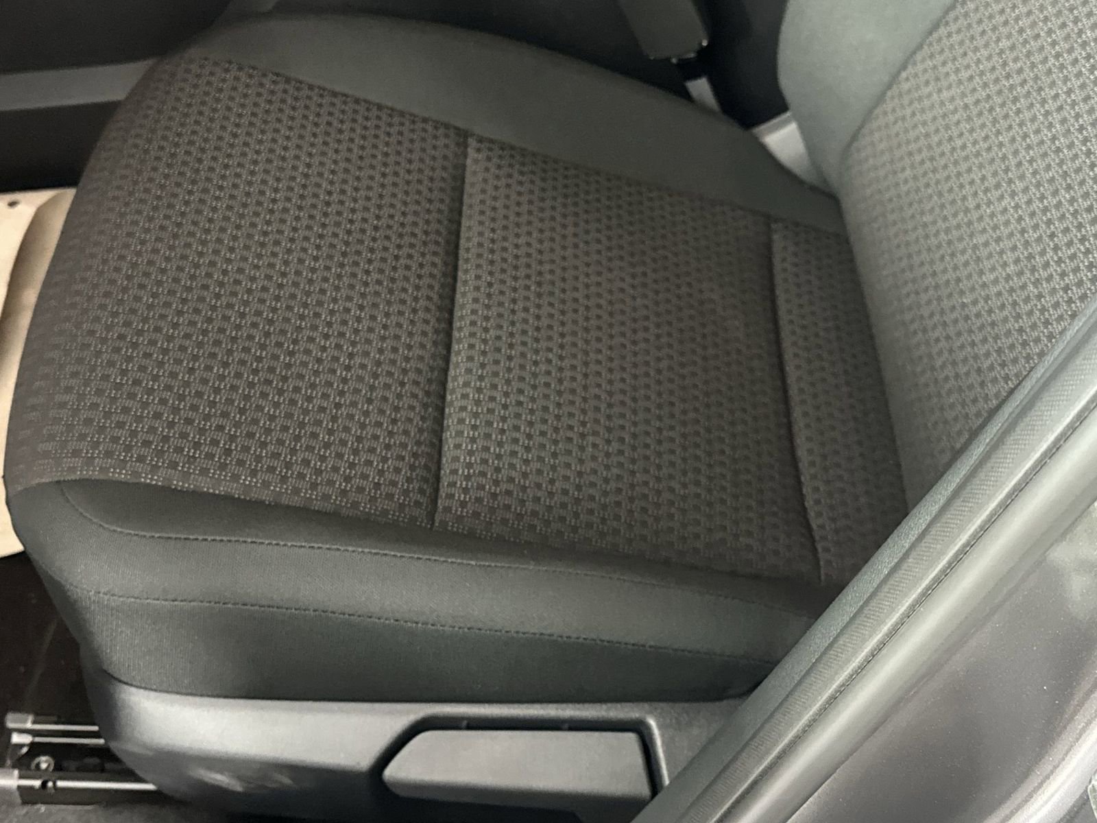New 2026 Nissan Kicks S FWD image 12