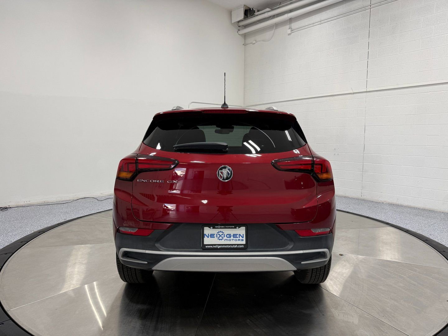 Used 2021 Buick Encore GX Select image 6