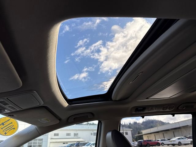 Used 2014 Honda Odyssey Touring Elite image 33