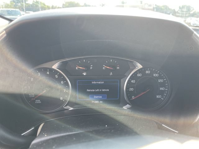 Used 2023 Chevrolet Equinox LS w/ LS Convenience Package FWD image 2