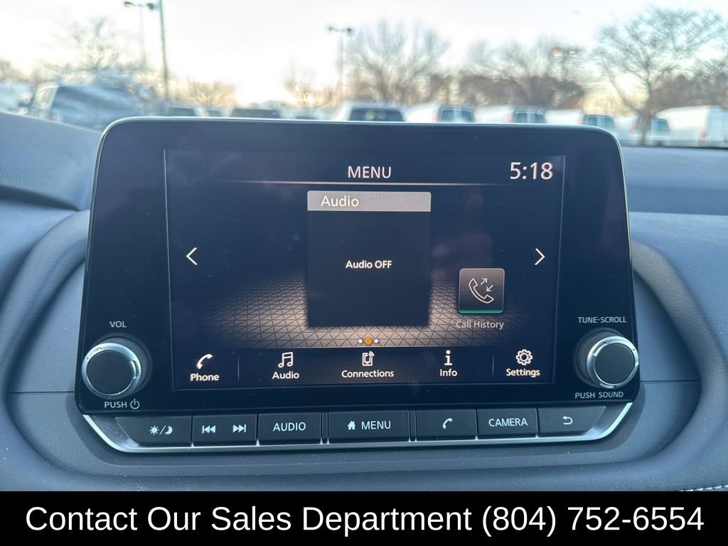 Used 2025 Nissan Rogue S image 19