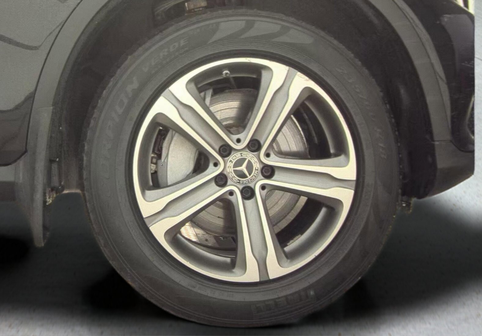 Used 2019 Mercedes-Benz GLC 300 4MATIC w/ Premium Package image 8