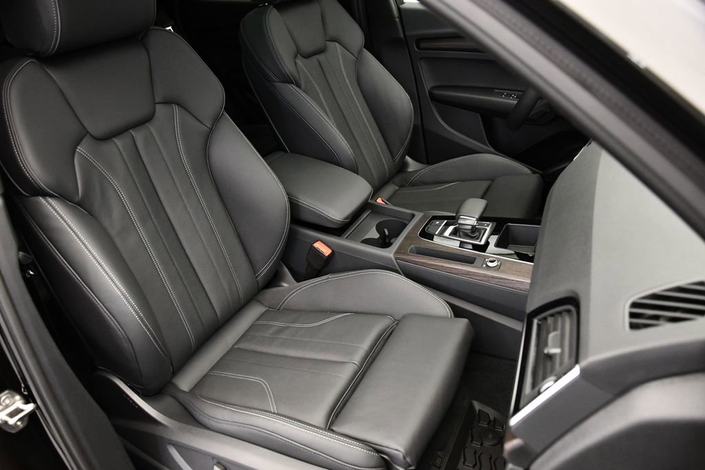 Used 2025 Audi Q5 2.0T Premium image 44