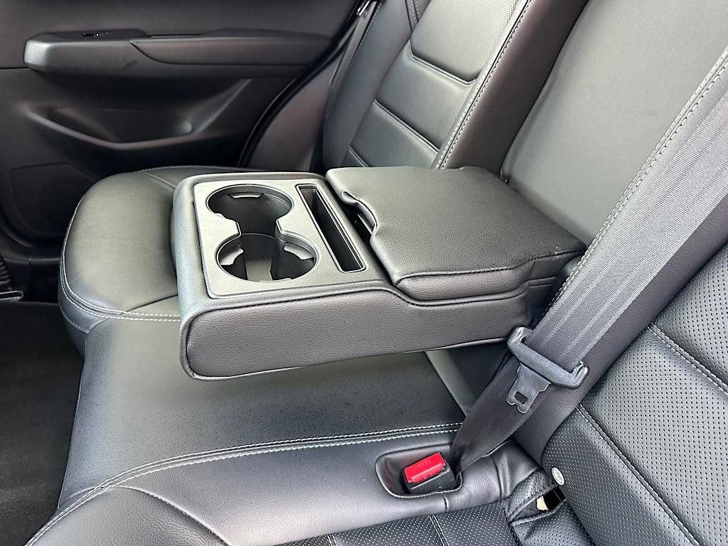 Used 2025 MAZDA CX-5 AWD 2.5 S w/ Preferred Package image 17