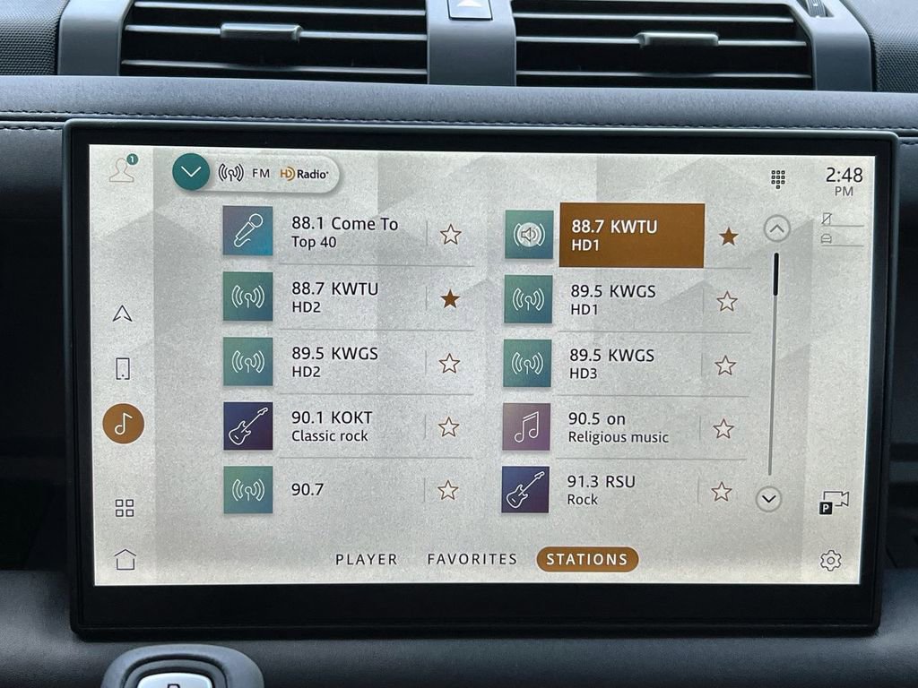 Certified 2025 Land Rover Defender 110 S image 23