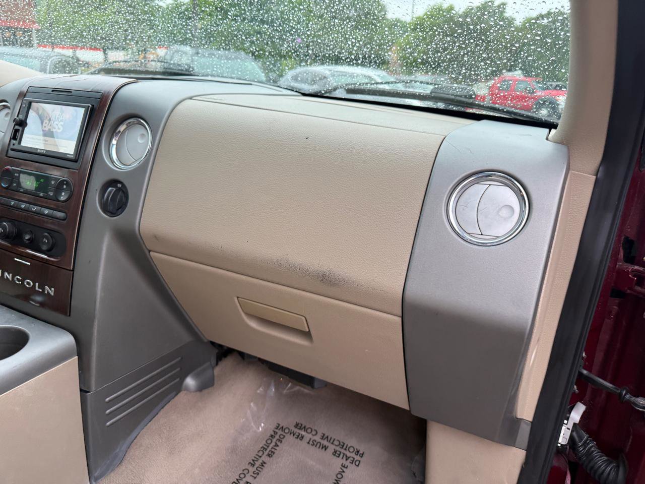 Used 2006 Lincoln Mark LT 2WD image 29