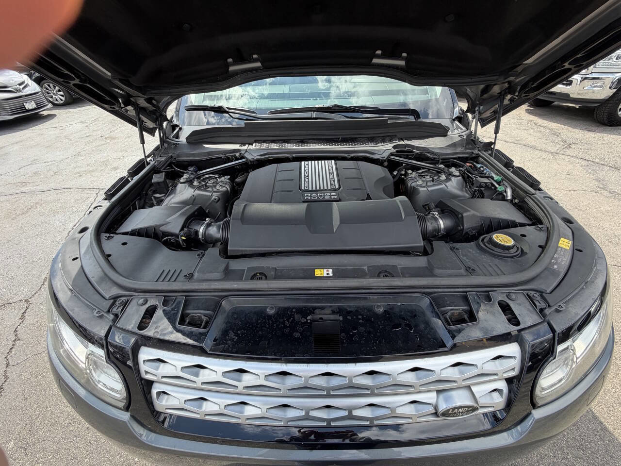 Used 2014 Land Rover Range Rover Sport HSE image 30