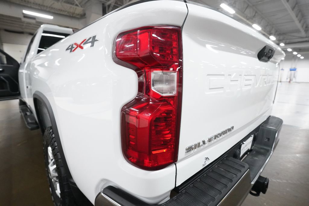 Used 2025 Chevrolet Silverado 2500 LT w/ Convenience Package AWD/4WD image 30