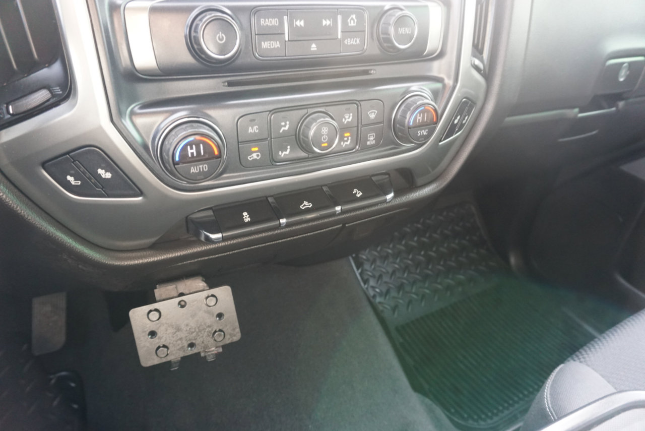 Used 2019 Chevrolet Silverado 1500 LT w/ All Star Edition image 17