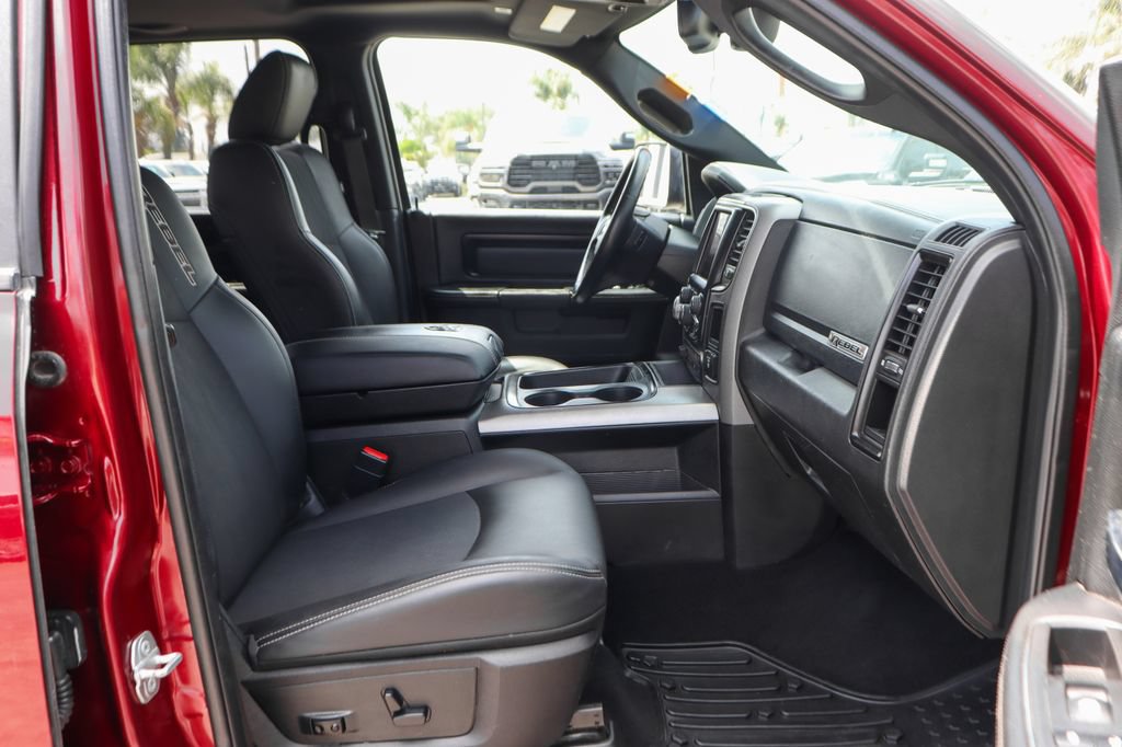 Used 2018 RAM 1500 Rebel w/ Luxury Group AWD/4WD image 43