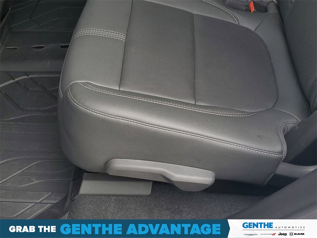 Used 2024 Chevrolet Blazer LT w/ Sound & Technology Package image 28